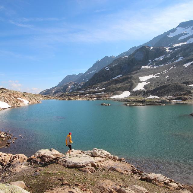 Lac Du Milieu Dôme Des Rousses