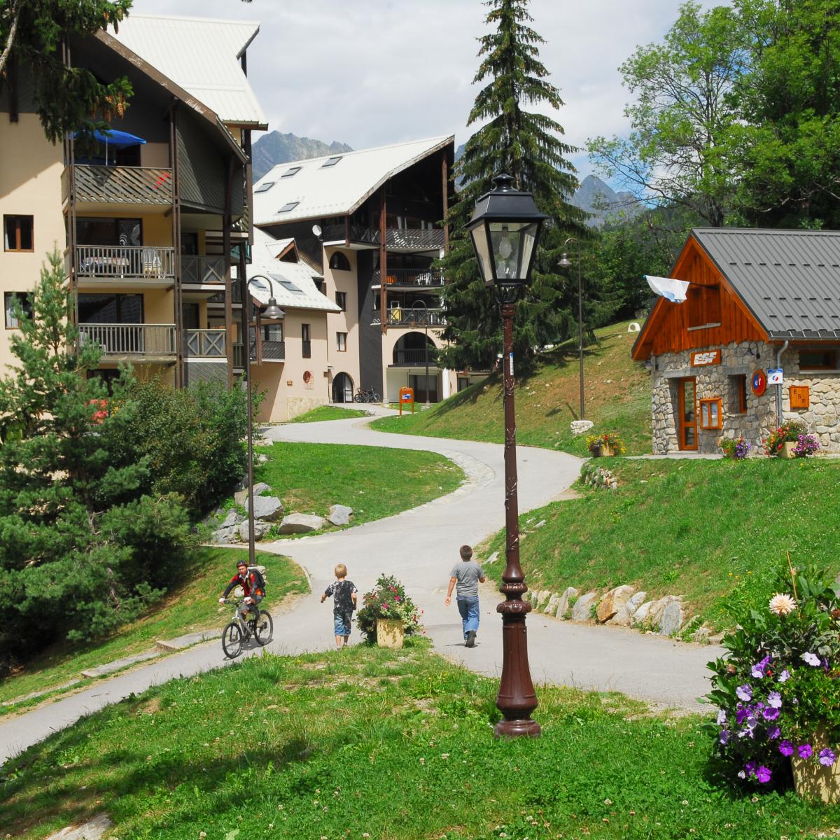 oz-3300-office-de-tourisme-d-oz-en-oisans