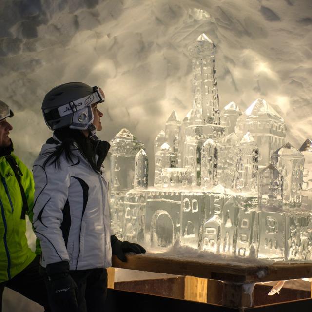 NIKON D800, AF Zoom 28-70mm f/2.8D, à 45mm, f/2.8, 1/100, 640 ISO. Photo Pascal Tournaire